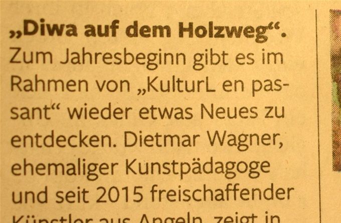Nicht nur in der AltenPost, sondern auch in der Alten Spritfabrik in Schleswig sind die Holzbilder zu besichtigen.